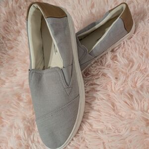Men's Gray and Tan Slip-On Shoes